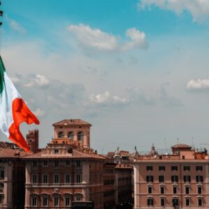 Que documentos necesito para obtener la nacionalidad italiana por descendencia